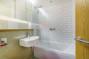 Ashdown Way, London, SW17 - Photo 4