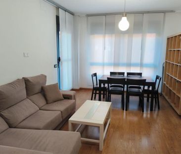 Piso de alquiler en Calle Aceituneras, 4, Camas - Photo 1