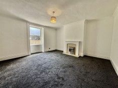 Woodbine Terrace, Bensham, Gateshead - Photo 3