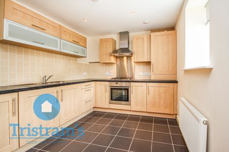 2 bed Apartment for Rent - Photo 5