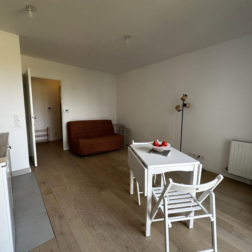 Location Appartement 1 pièce 24m² FERRIERES EN BRIE 77164 - Photo 1