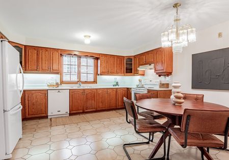 For Lease - 256 Cocksfield Avenue, Toronto, Ontario - Photo 4