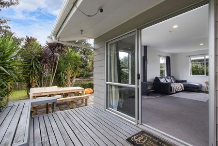 Spacious Family Home - Waihi - Photo 2