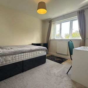 Williams Drive, Blackburn, Lancs, BB2 3WT - Photo 2