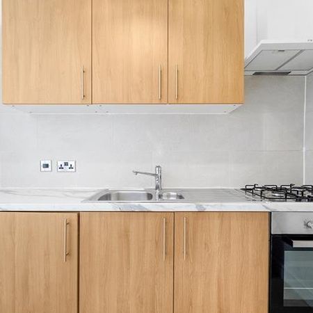 Nevern Square, SW5 - Photo 3