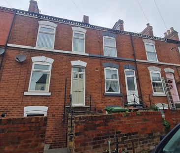 Tanshelf Drive, Pontefract - Photo 2