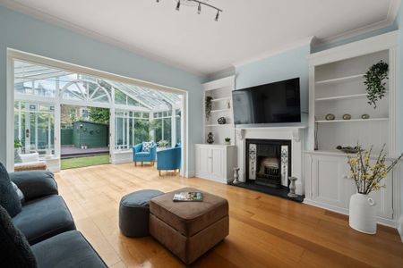 3 bedroom semi-detached house to rent - Photo 2