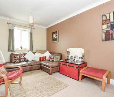 3 bedroom semi-detached house to rent - Photo 6