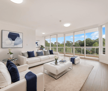 Perfect North Facing, Stunning District Views, Oversized 3 Bedroom Apartment - Photo 1