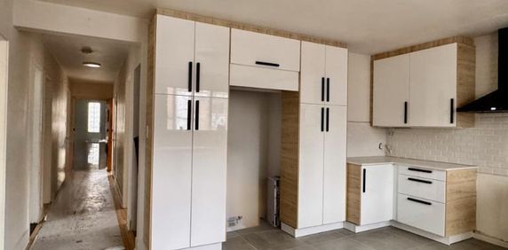 6 1/2 - Montréal (Ahuntsic) - 2 300 $/mois - Photo 2