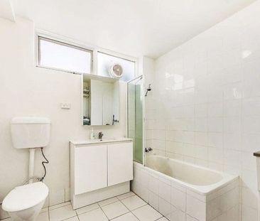 Centrally located! - Photo 5