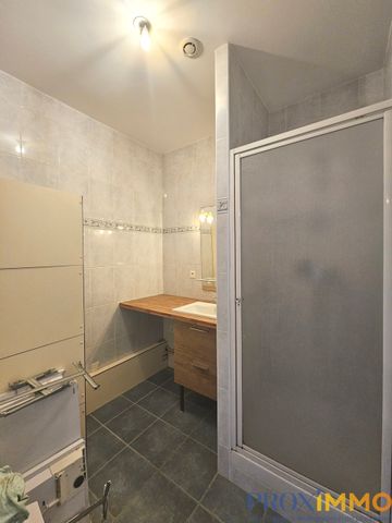 Location Appartement 3 pièces 69m² VOIRON 38500 - Photo 4