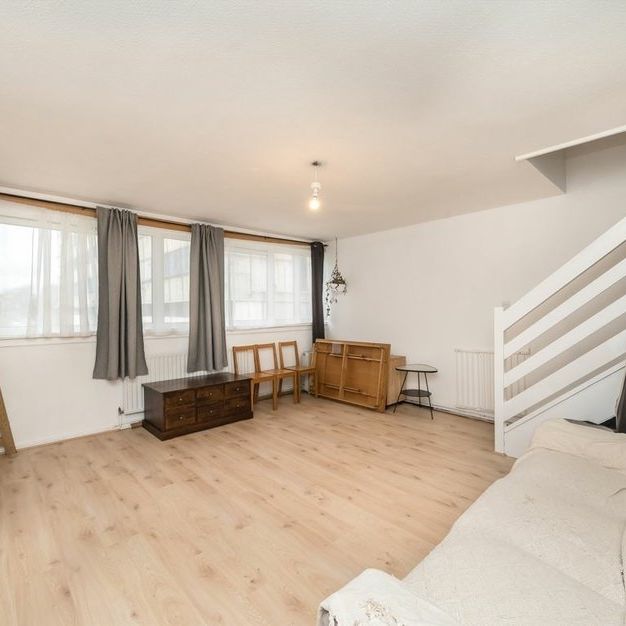 Pelican Estate - Photo 1