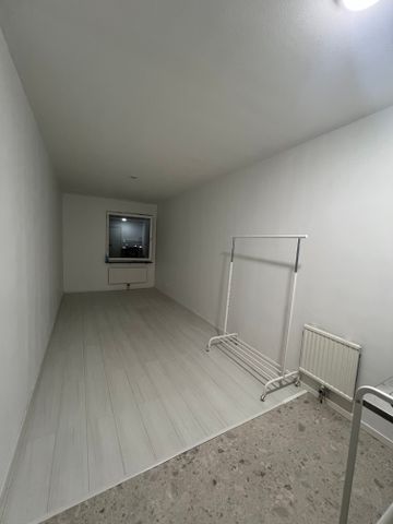 Mariehamnsgatan, Kista - Photo 3