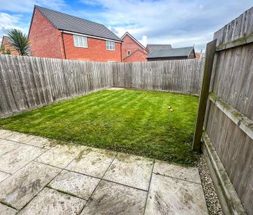 3 bedroom semi-detached house to rent - Photo 2