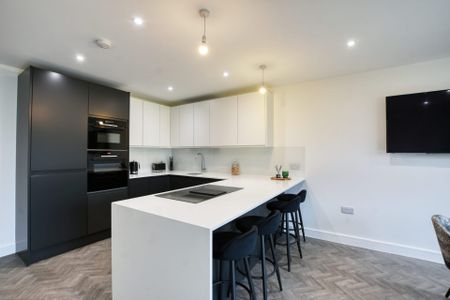 128C Richmond Avenue, Shoeburyness, Southend-On-Sea, Southend-On-Sea, SS3 9LF - Photo 4