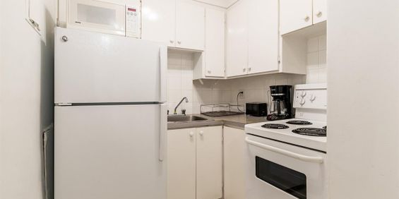 1 Bedroom - 3505 Sainte-Famille,, Montréal - Photo 3