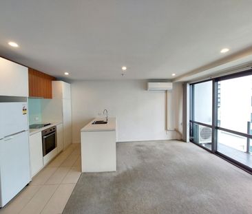 2 LARGE Bedroom unit @ Dockside include a secure carpark. - Photo 6