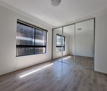 WELL PRESENTED 3-BEDROOM APARTMENT FOR RENT - Photo 2