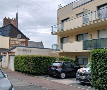 Location Appartement 2 pièces 53m² - Photo 3