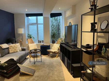 2 bedroom maisonette to rent - Photo 3