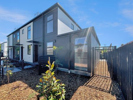 6/9 Whittington Avenue, Woolston, NZ 8023 - Photo 5