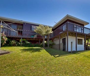 Totara Vale, 3 bedroom ,Wide Panoramic Views - Photo 1