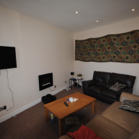 28 Royal Park Grove, Leeds, LS6 1HQ - Photo 1