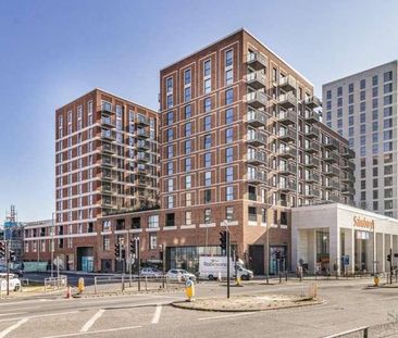 Henshaw Parade The Hyde, Colindale, London, NW9 - Photo 4