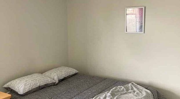 Fully Furnished Studio - Photo 1