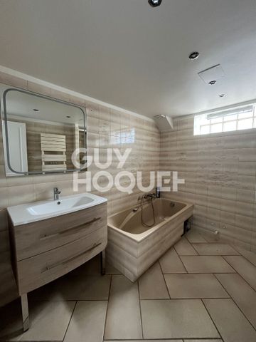 Location Appartement 5 pièces 101m² - Photo 4