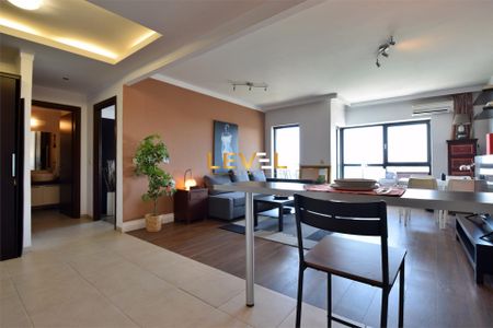 [VIDEO] 2Room Apartment For Rent with Amazing Lake Views in Emerald Residence - Photo 4