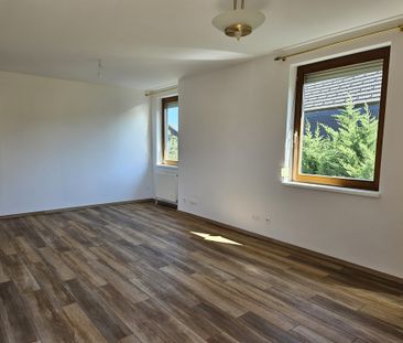 1 Zimmer Wohnung, saniert mit Balkon und Autoabstellplatz - Photo 4