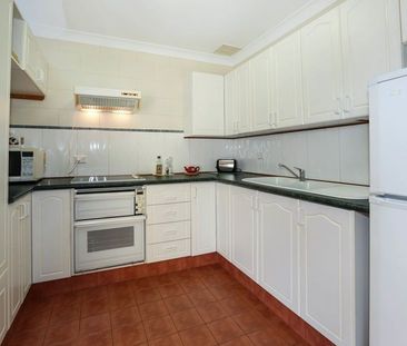 3/175 Francis Street, West End QLD 4810 - Apartment For Rent | Domain - Photo 5