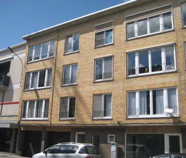 Deinze: zeer centraal gelegen, ruim appartement - Foto 2