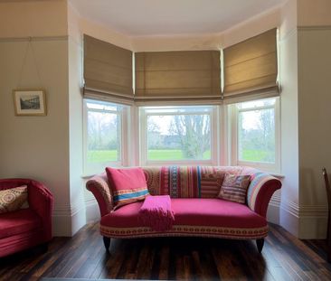 4 bedroom semi-detached house to rent - Photo 2