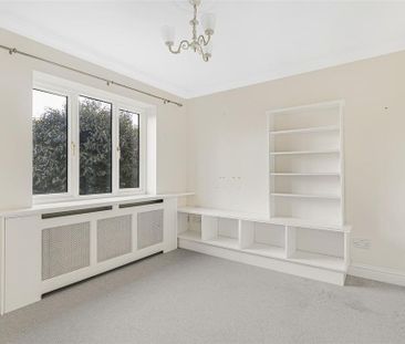 2 bedroom semi-detached house to rent - Photo 3