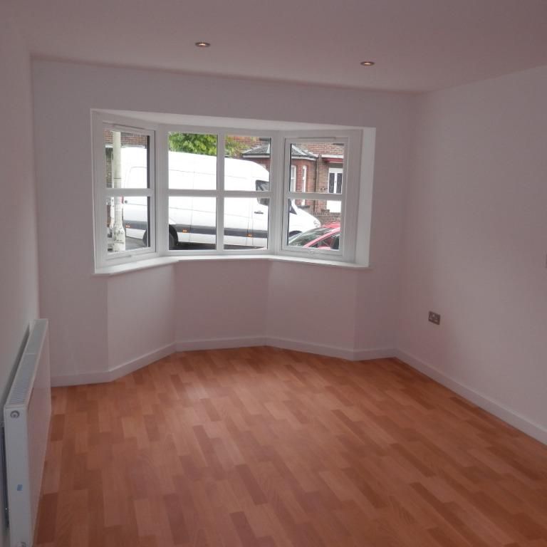 1 bedroom detached house to rent - Photo 1