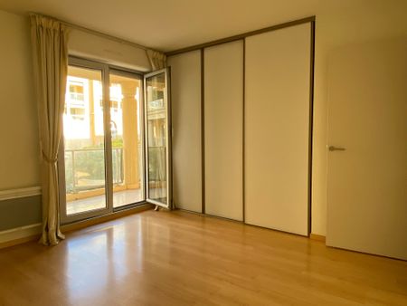 Location Appartement 3 pièces 60m² AIX EN PROVENCE 13100 - Photo 4