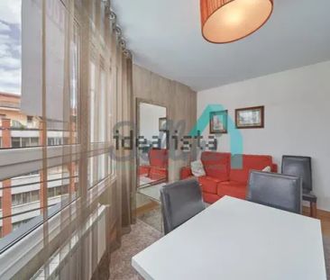 Alquiler de piso en Calle Catedrático Gimeno - Photo 2