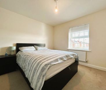 4 bedroom detached house to rent - Photo 1