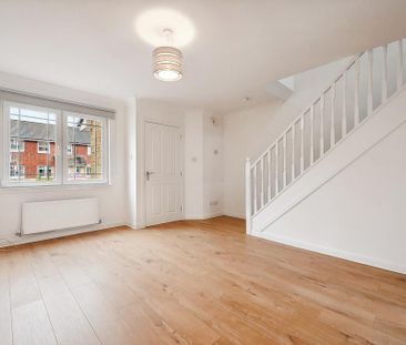 2 bedroom terraced house to rent - Photo 5