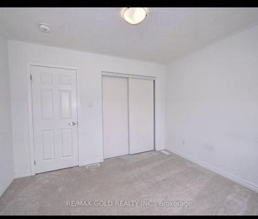 For Lease - 127 Histand Trail, Kitchener, Ontario - Photo 3