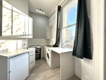 1 bedroom apartment to rent - Photo 2