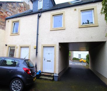 FLAT 1 Chestnut Court, - Photo 1