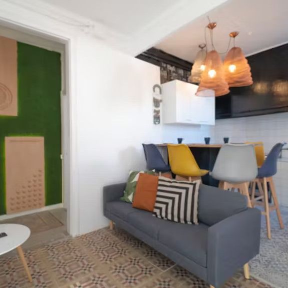 Carrer Gran de Gràcia, Barcelona, Catalonia 08012 - Photo 1