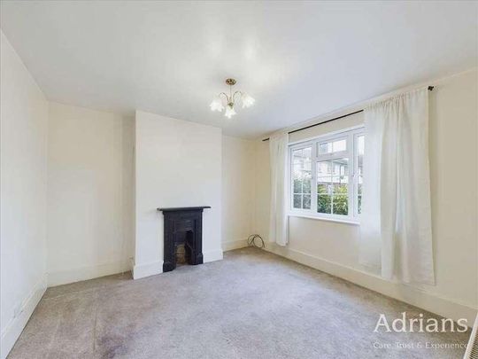 Hayes Close, Chelmsford, CM2 - Photo 1