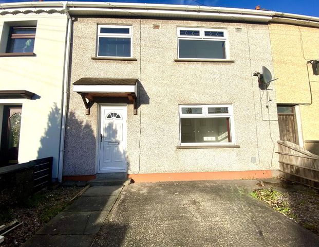 14 Thornfield Court, Carrickfergus, BT38 8LP - Photo 1