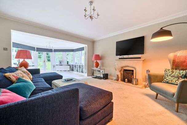 5 bedroom detached house to rent - Photo 1