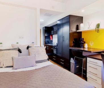 Comfy studio near Nottingham Trent University - Photo 3